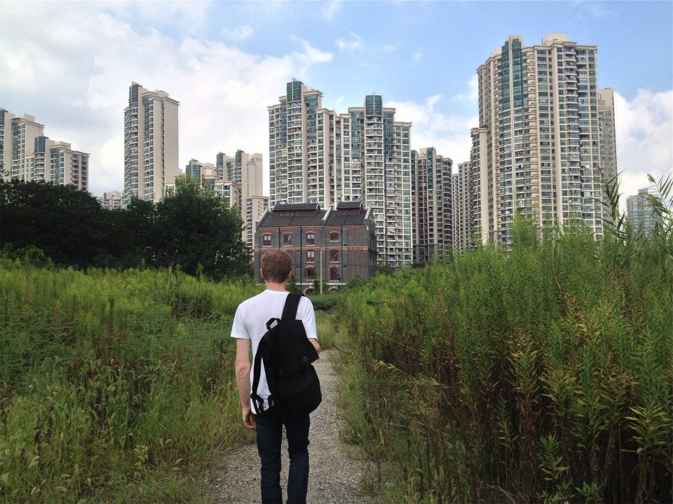 Student Living in BGC Condos For Sale Vs Dorm Rooms